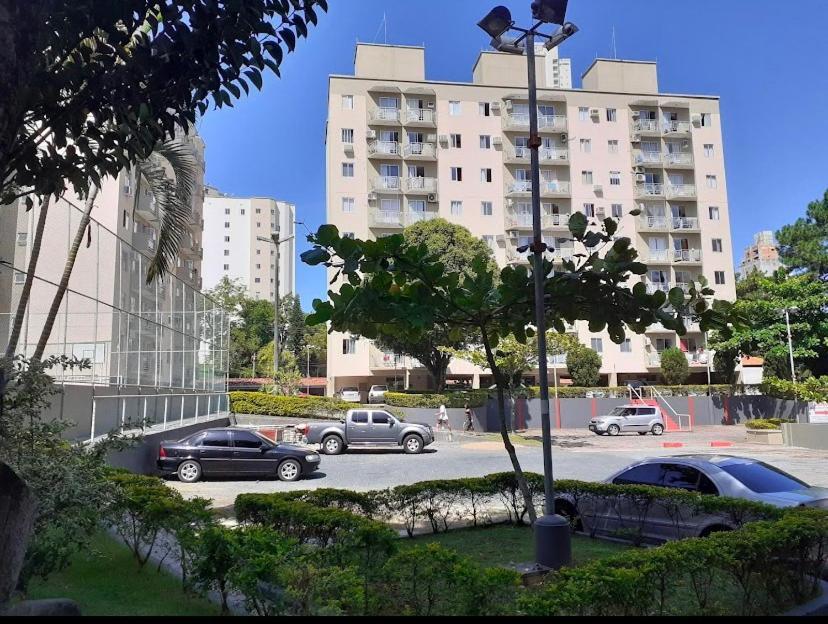 Apartamento Apto Bem Localizado E Proximo Roda Gigante Em Bc!