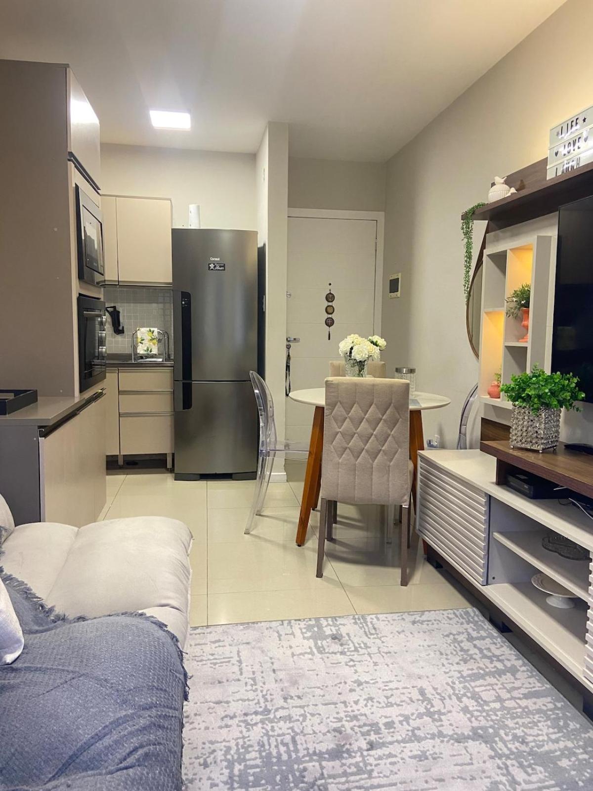 Apto Bem Localizado E Proximo Roda Gigante Em Bc! Apartamento *